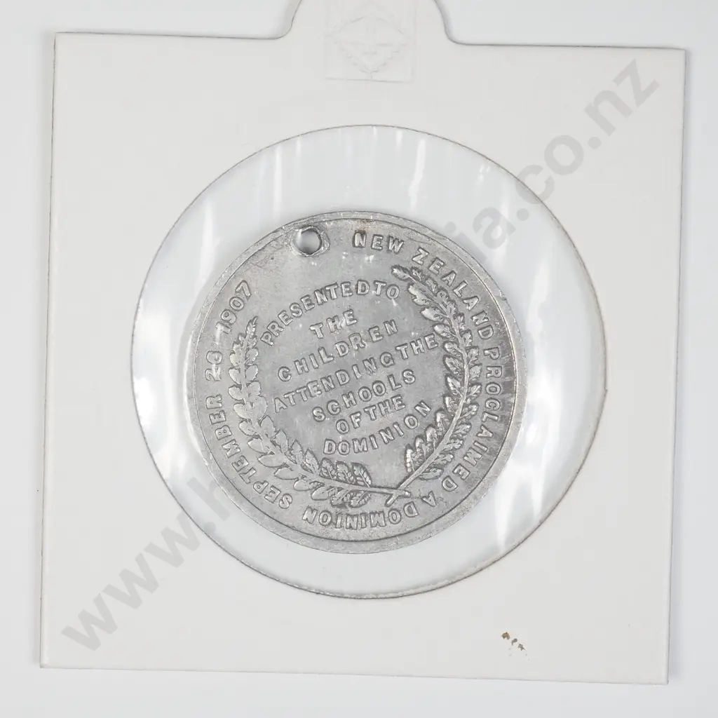 NZ 1907 Dominion Day School Children's Medallion Magnalium Image 1++