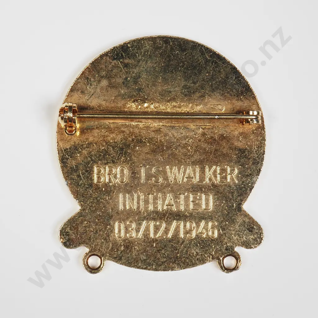 NZ 1946 Free and Accepted Masons of New Zealand Fifty Years Service awarded to T.S.Walker Image 1++