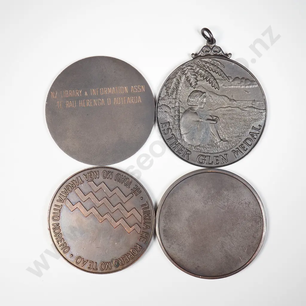 NZ Library Association Esther Glen Medal Awarded to Ken Catran 2004 plus three other award tokens Image 1++