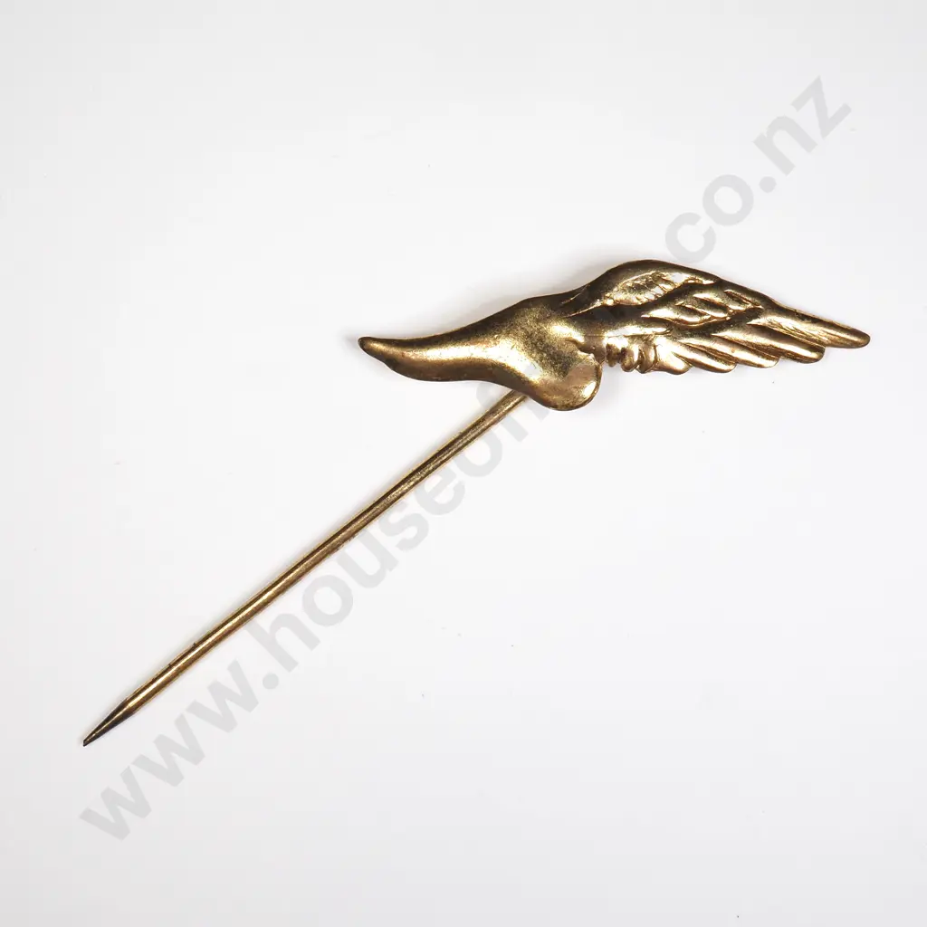 NZ 1950 Auckland British Empire Games lapel pin Image 1++