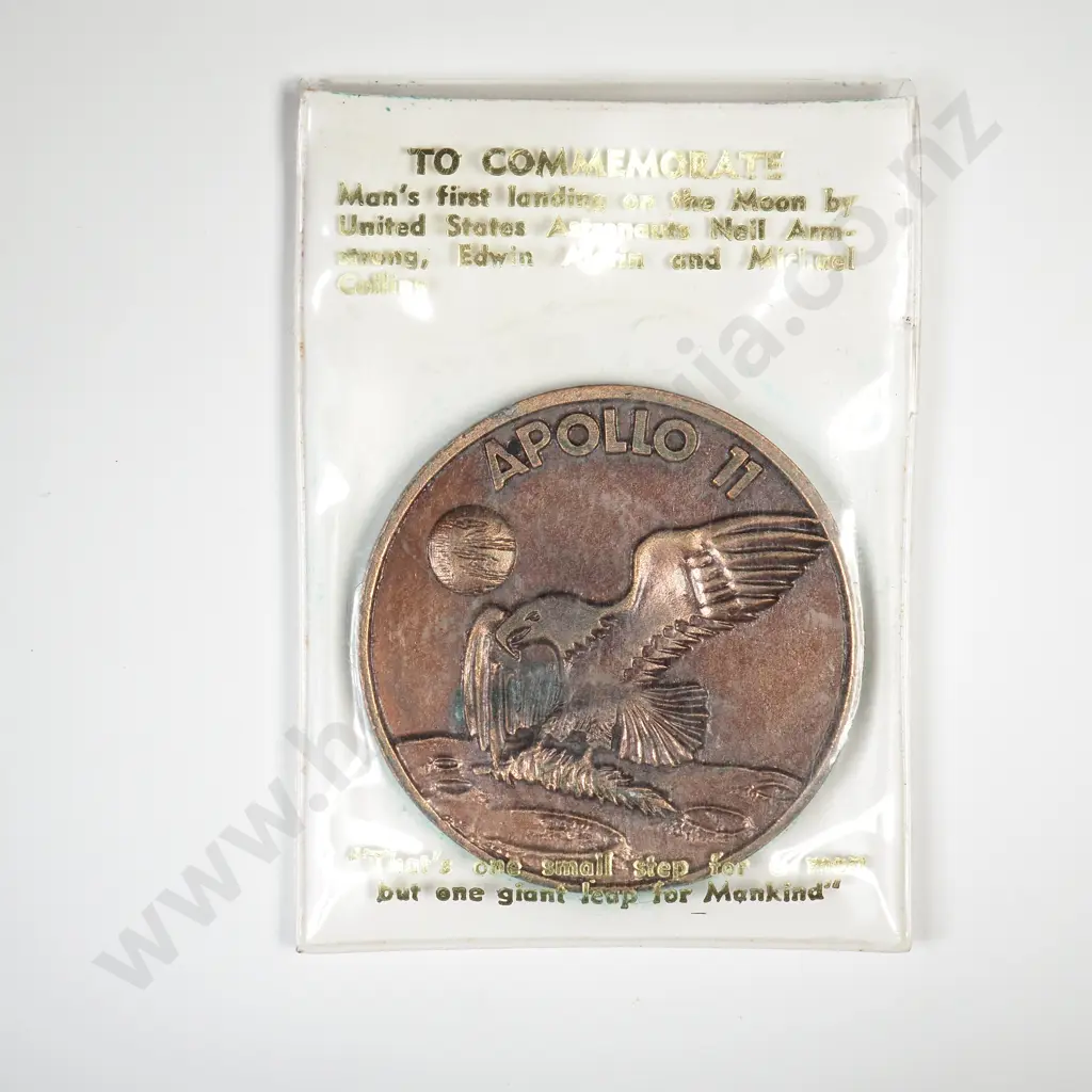 Apollo 11 Commemorative Medal Image 1++