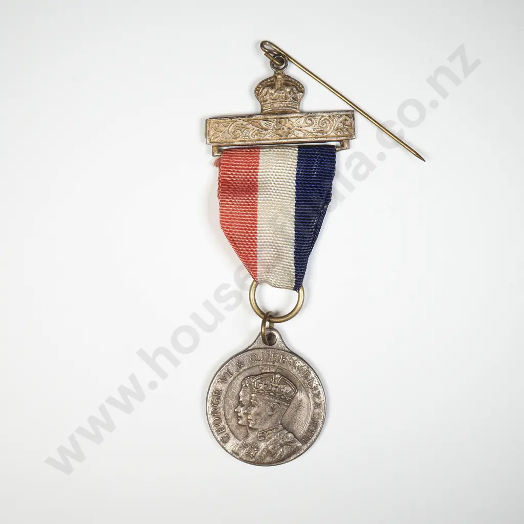 UK 1937 King George VI & Queen Elizabeth Coronation Medalet Image 1++
