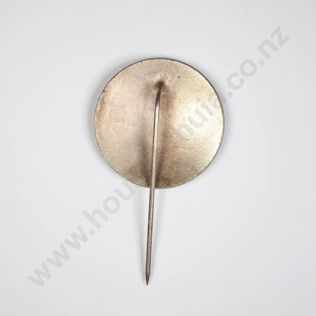 NZ 1950 Auckland British Empire Games lapel pin Image 1++