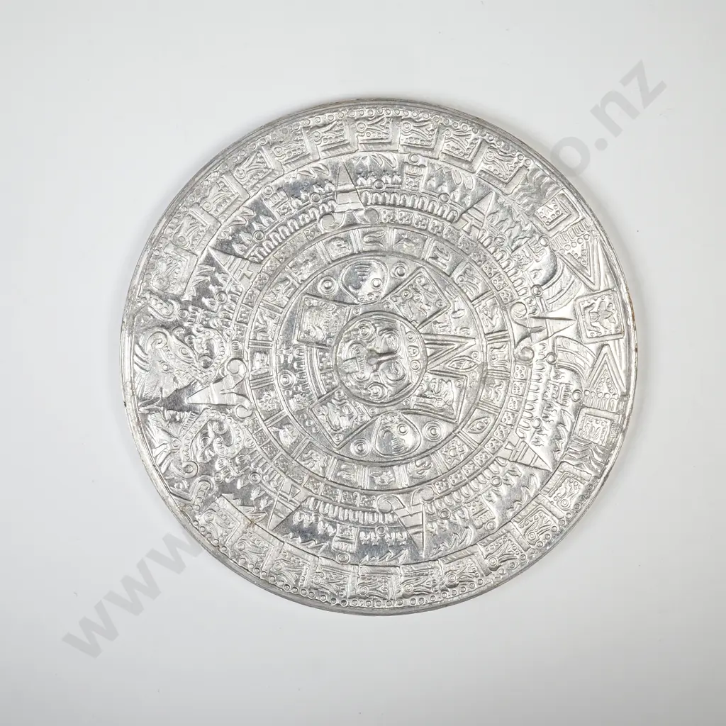 Mexican Aztec Calendar & Aztec Sunstone Medal. Approx diameter 60ml. Probably a reproduction Image 1++