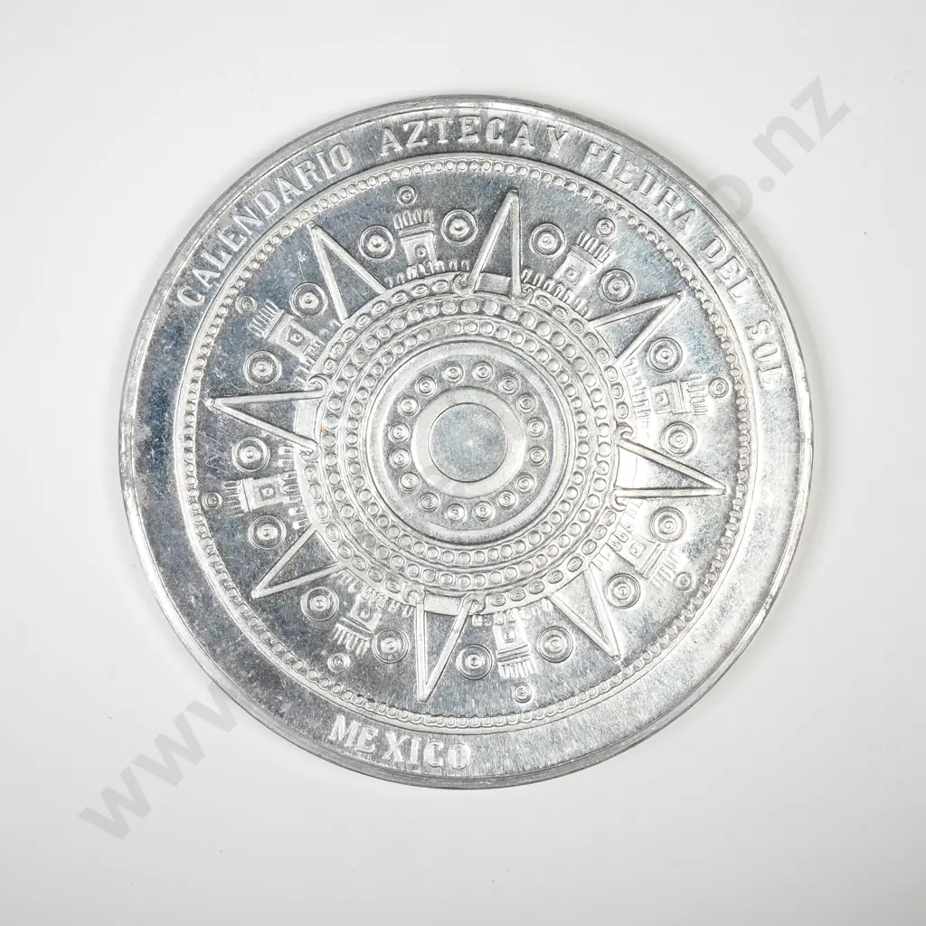 Mexican Aztec Calendar & Aztec Sunstone Medal. Approx diameter 60ml. Probably a reproduction Image 1++