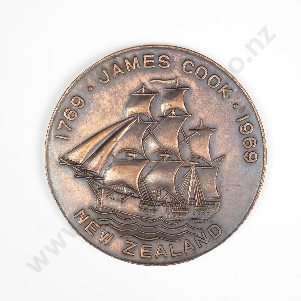 NZ 1969 Hawke's Bay & Gisborne Savings Bank James Cook Bicentenary token Image 1++