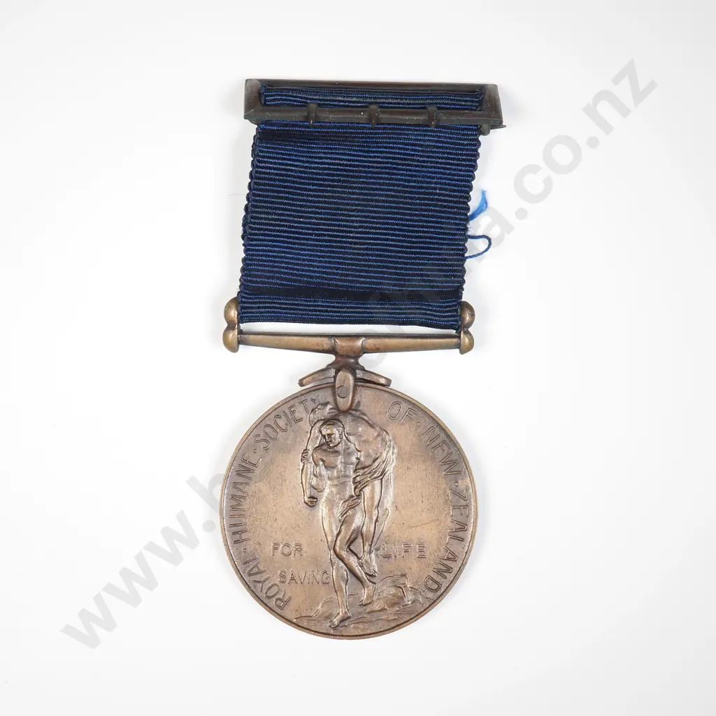 NZ Royal Humane Society of NZ Life Saving medal (uninscribed) Image 1++