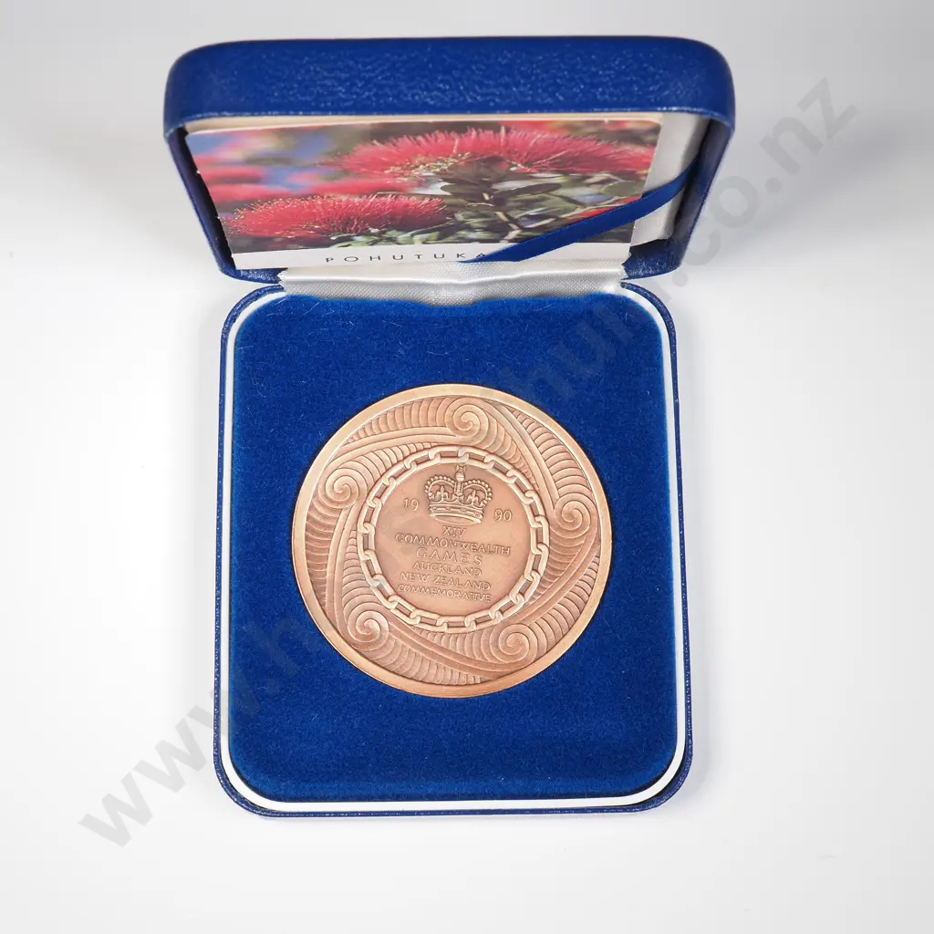 NZ 1990 XIV Commonwealth Games in Auckland Commemorative Token Image 1++