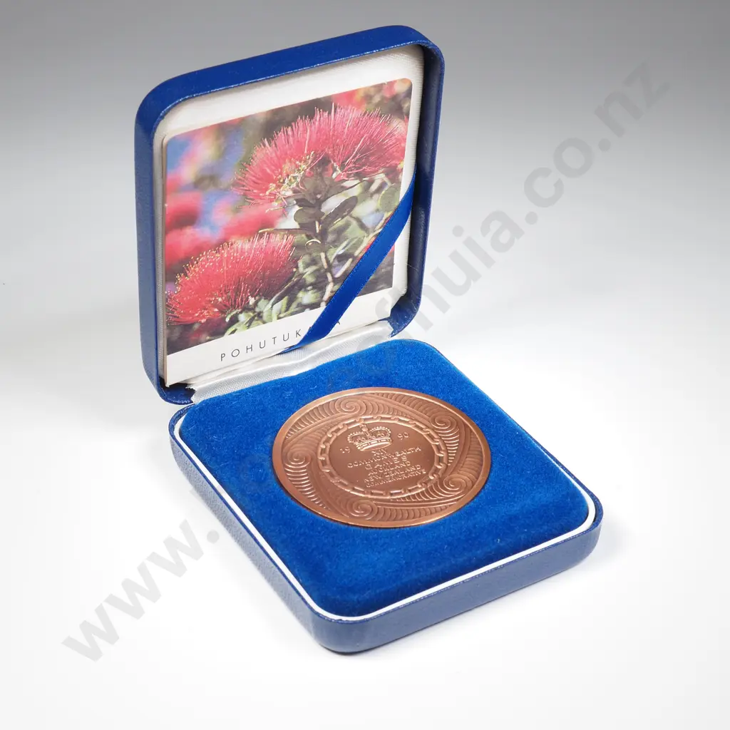 NZ 1990 XIV Commonwealth Games in Auckland Commemorative Token Image 1++