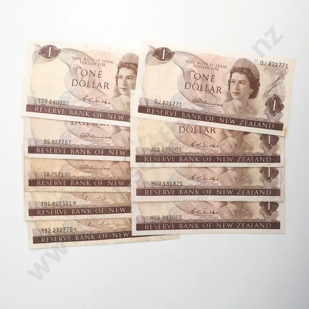 Assorted Lot of 9 NZ One Dollar Banknotes incl Fleming & Several Interesting Earlier Notes  Image 1++