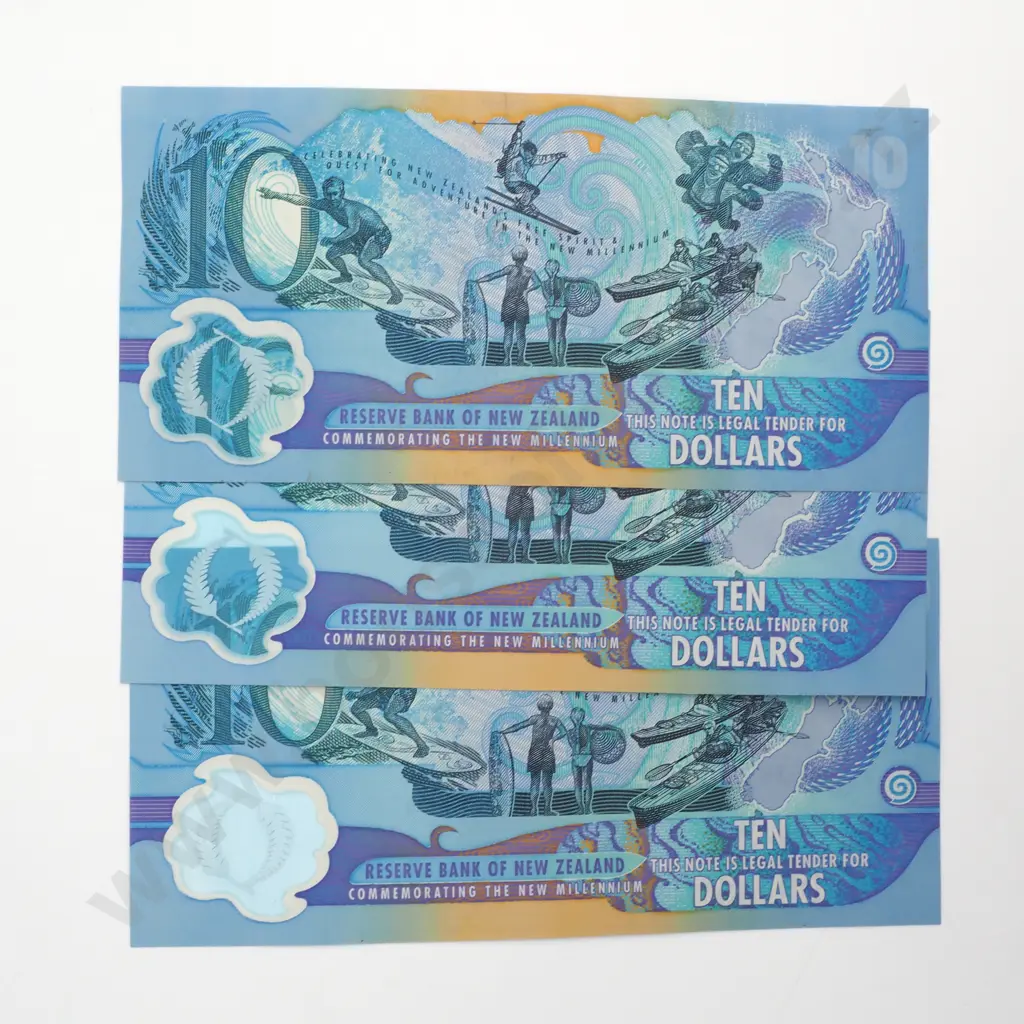 Three NZ AUNC Millennium Ten Dollar Banknotes Image 1++