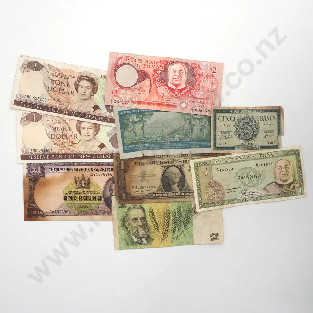 Assorted Lot of Interesting Banknotes incl New Zealand / Australia / United States of America Image 1++