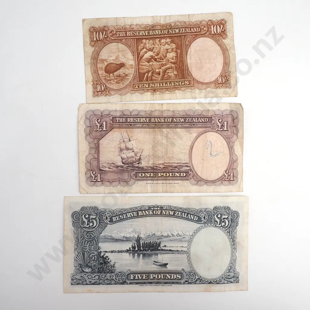 NZ Banknotes 10 Shilling / One Pound/ Five Pound Image 1++