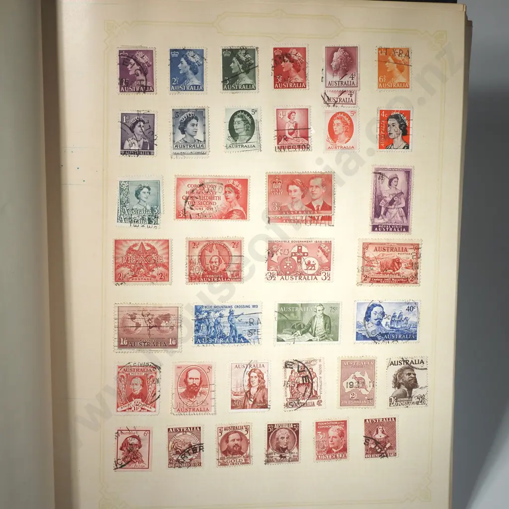 The Simplex Deluxe  Album Containing Stamps of the World Image 1++