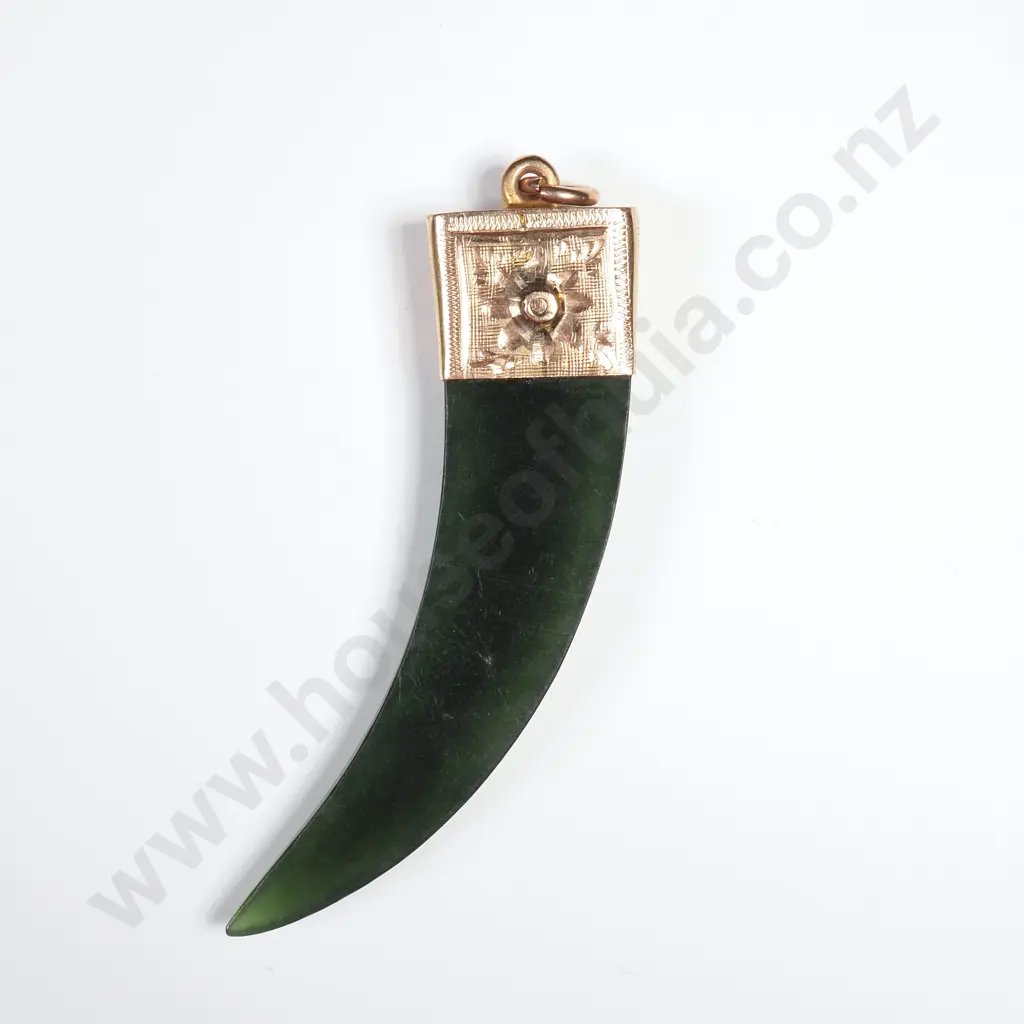 Colonial 9ct Gold Capped Greenstone Pendant Image 1++