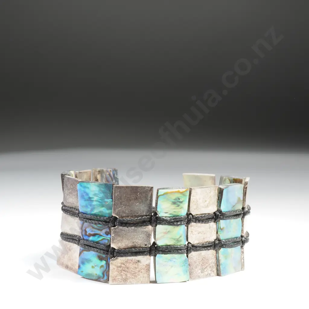 Impressive Modernist Sterling Silver & Paua Shell Bracelet Image 1++