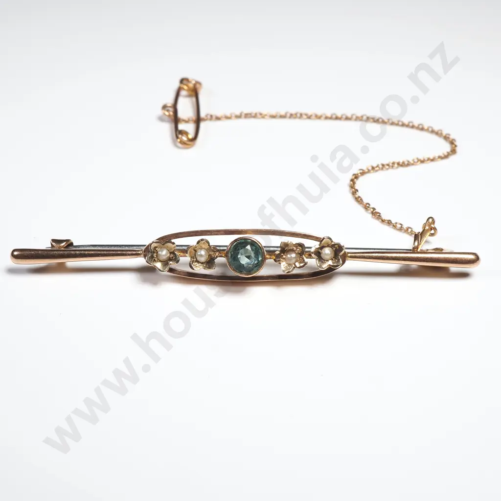 Vintage Cased 9ct Gold Bar Brooch Image 1++