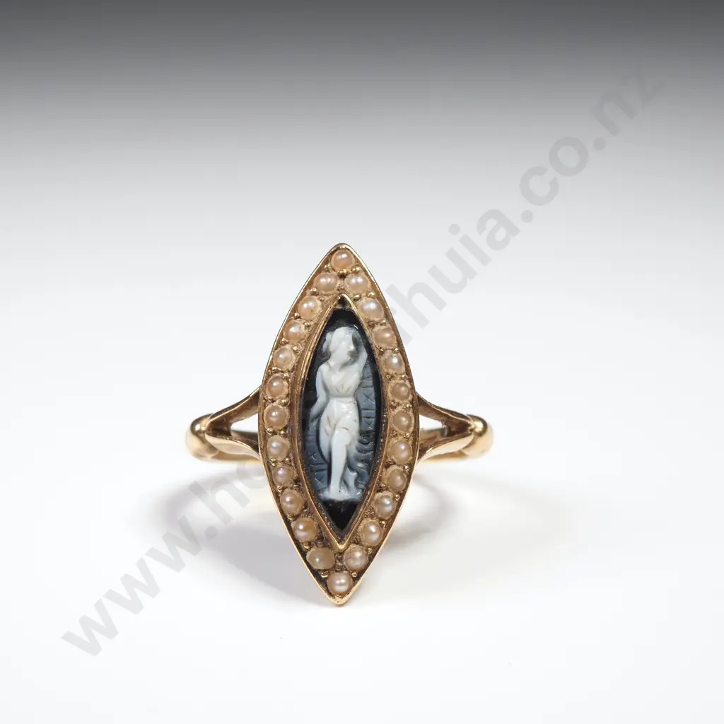 Antique 18ct Gold Cameo And Seed Pearl Mourning Ring Image 1++