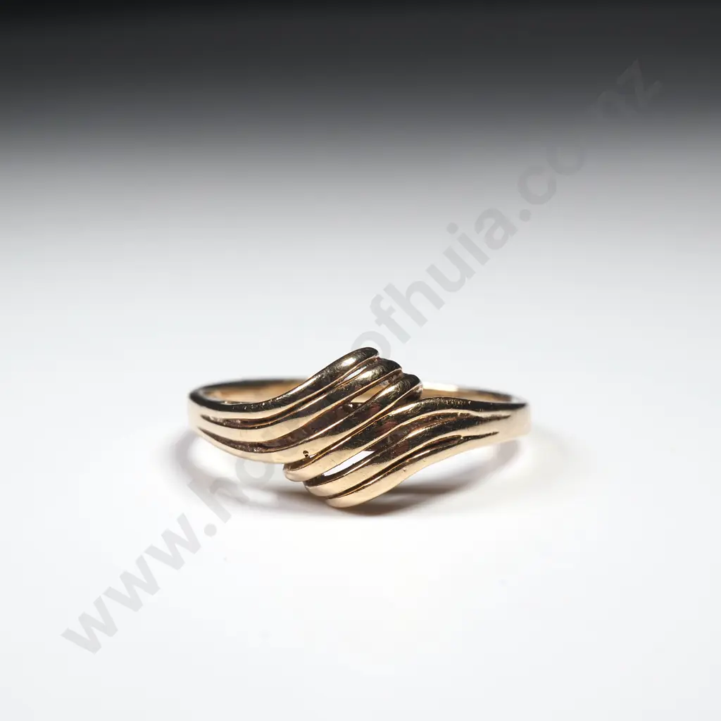 Vintage 9ct Gold Ring w English Hallmarks Image 1++