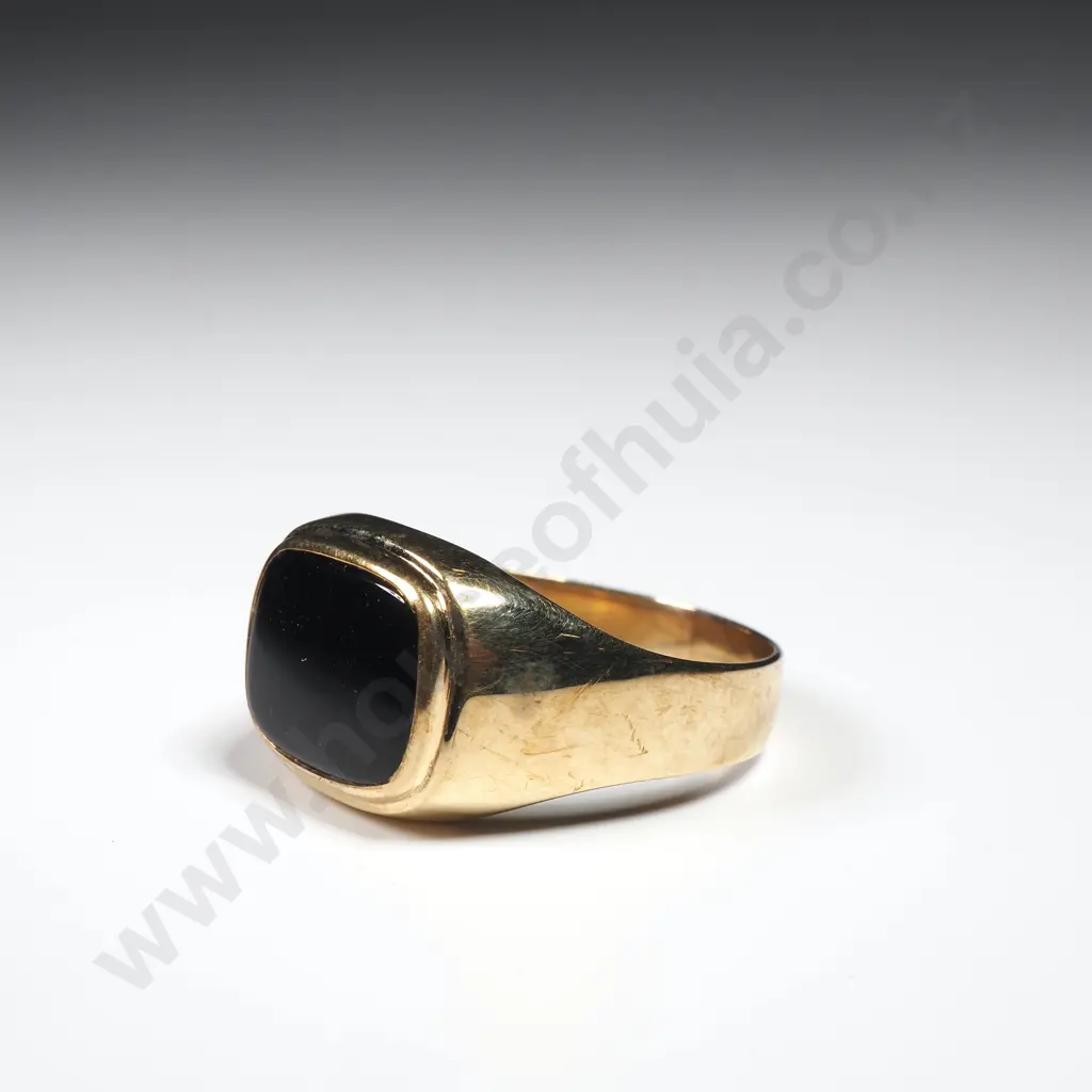 Vintage 9ct Gold Onyx Signet Ring Image 1++