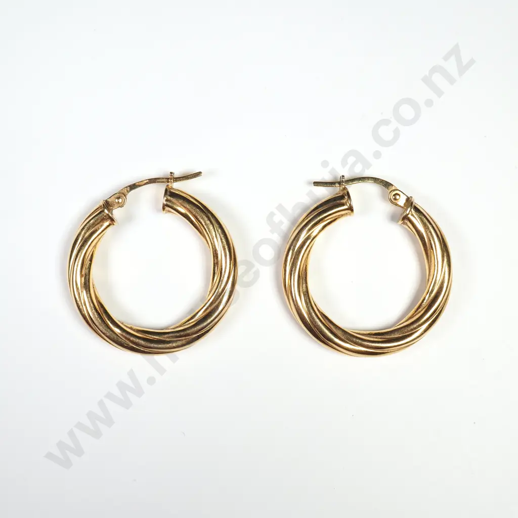 9ct Gold Hoop Twist Earrings Image 1++
