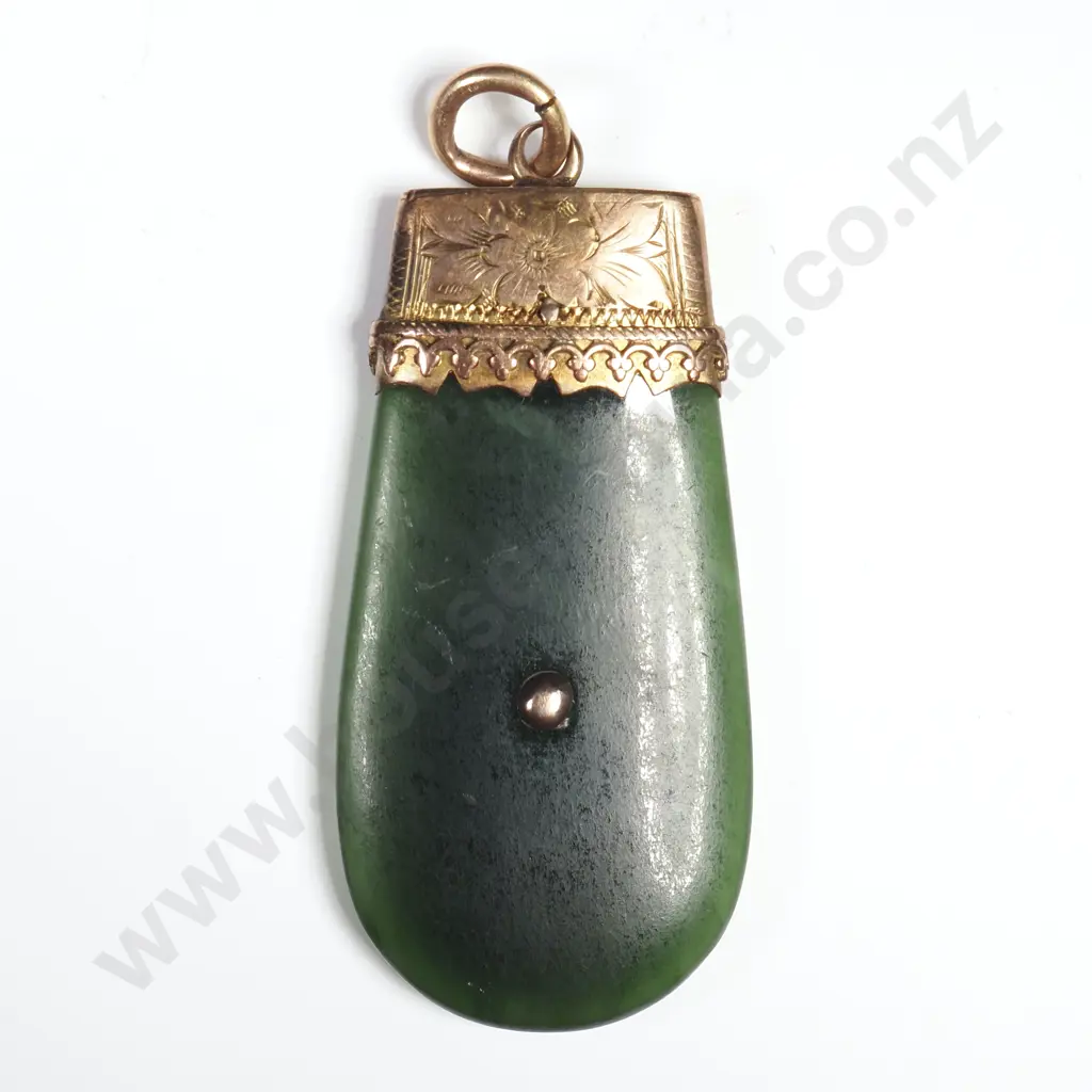 Antique 9ct Gold And NZ Greenstone Pendant Image 1++