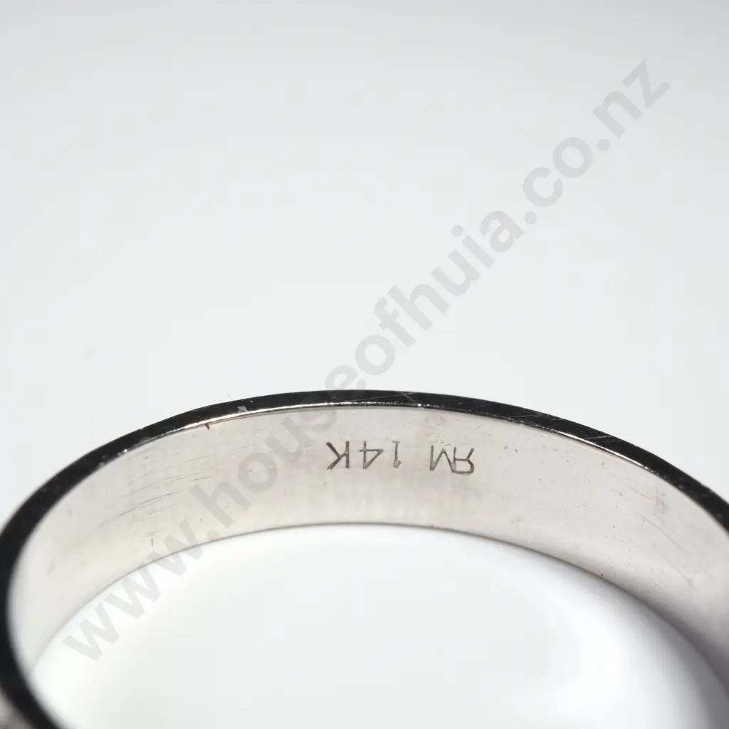 14ct White Gold Gucci Style Ring Image 1++