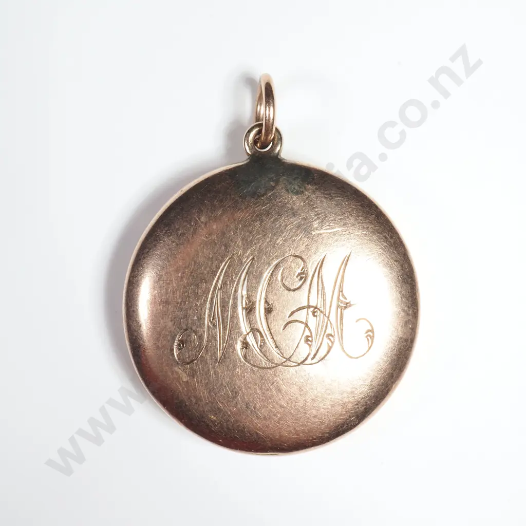 Vintage 9ct Gold Pendant Image 1++
