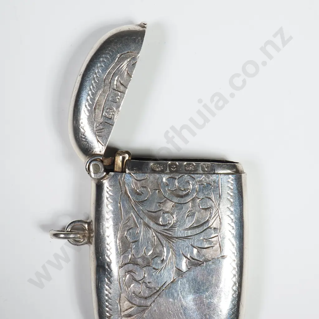 Antique Sterling Silver Vesta Image 1++