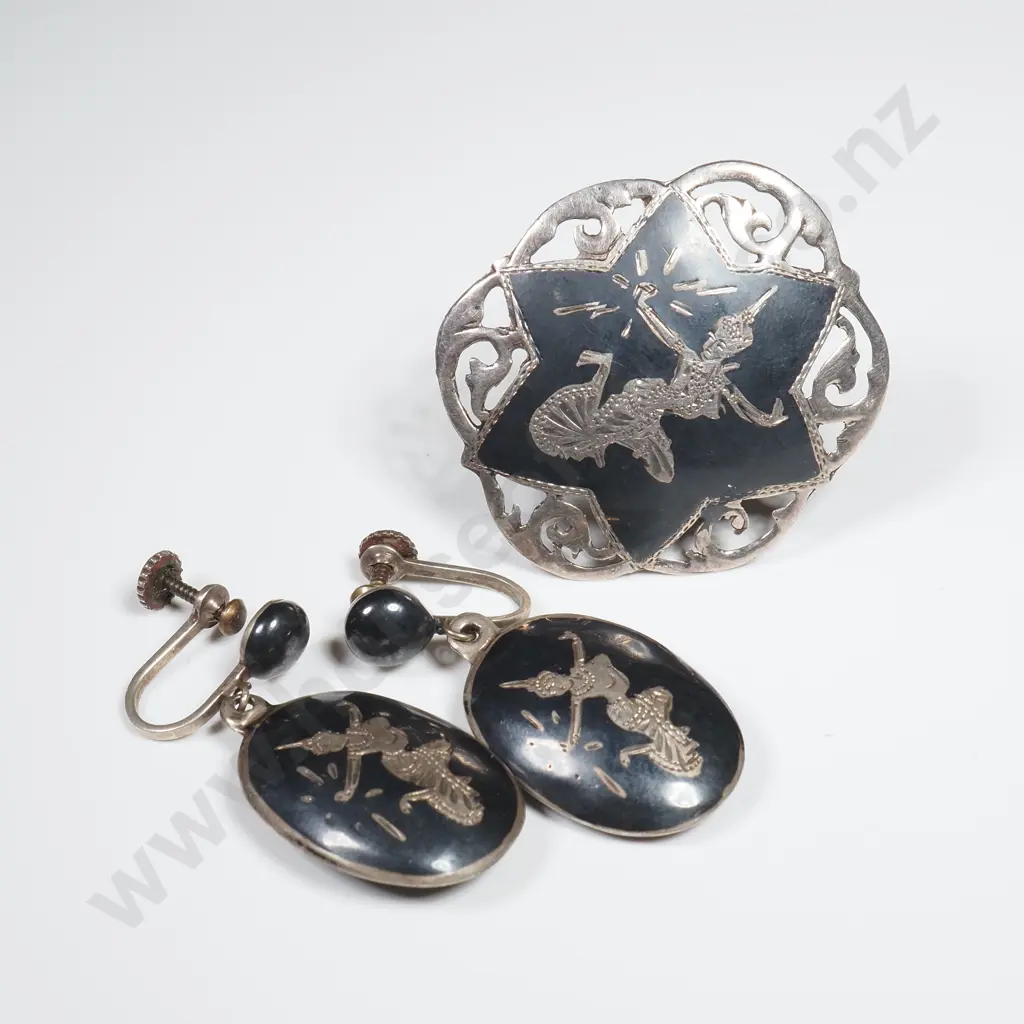 Sterling Silver Thai Brooch Image 1++