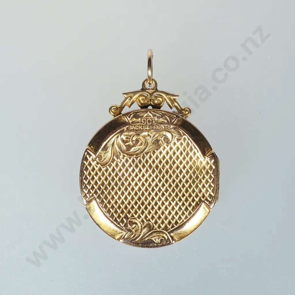 Vintage 9ct Gold Front & Back Locket Image 1++