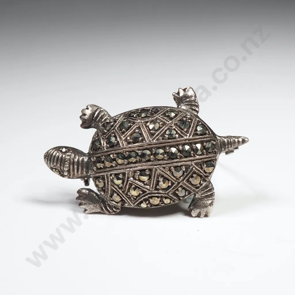 Sterling Silver Marcasite Turtle Brooch Image 1++