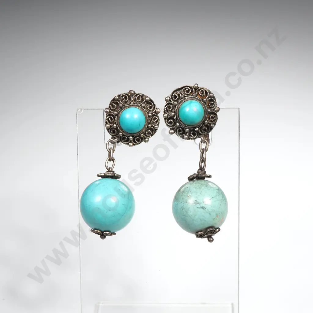 Two Fabulous Blue Stone Drop Earrings Image 1++
