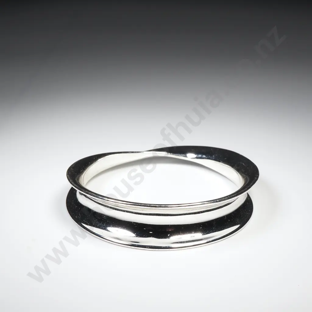 Costume Bracelet Image 1++