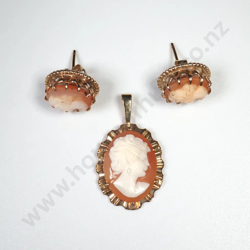 Vintage 9ct Gold Cameo Earring Pendant Set Image 1++