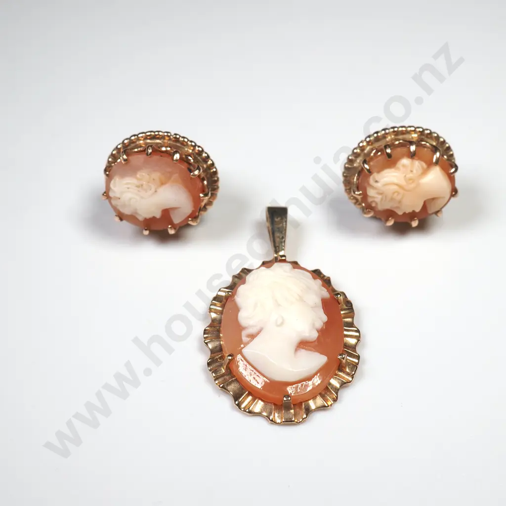 Vintage 9ct Gold Cameo Earring Pendant Set Image 1++