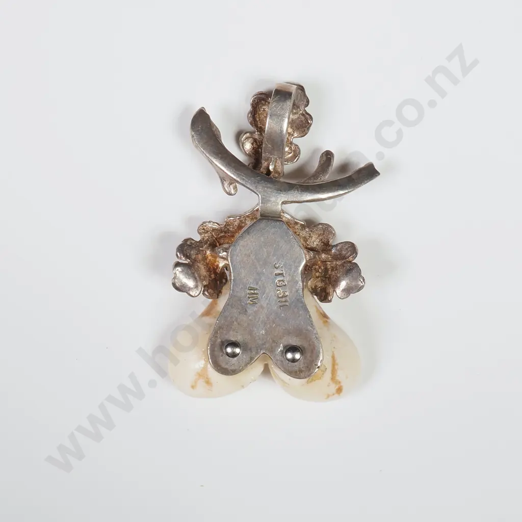 Sterling Silver Deer Teeth Pendant Image 1++