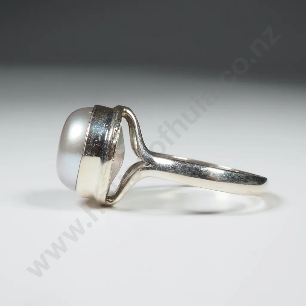 Sterling Silver Pearl Ring Image 1++