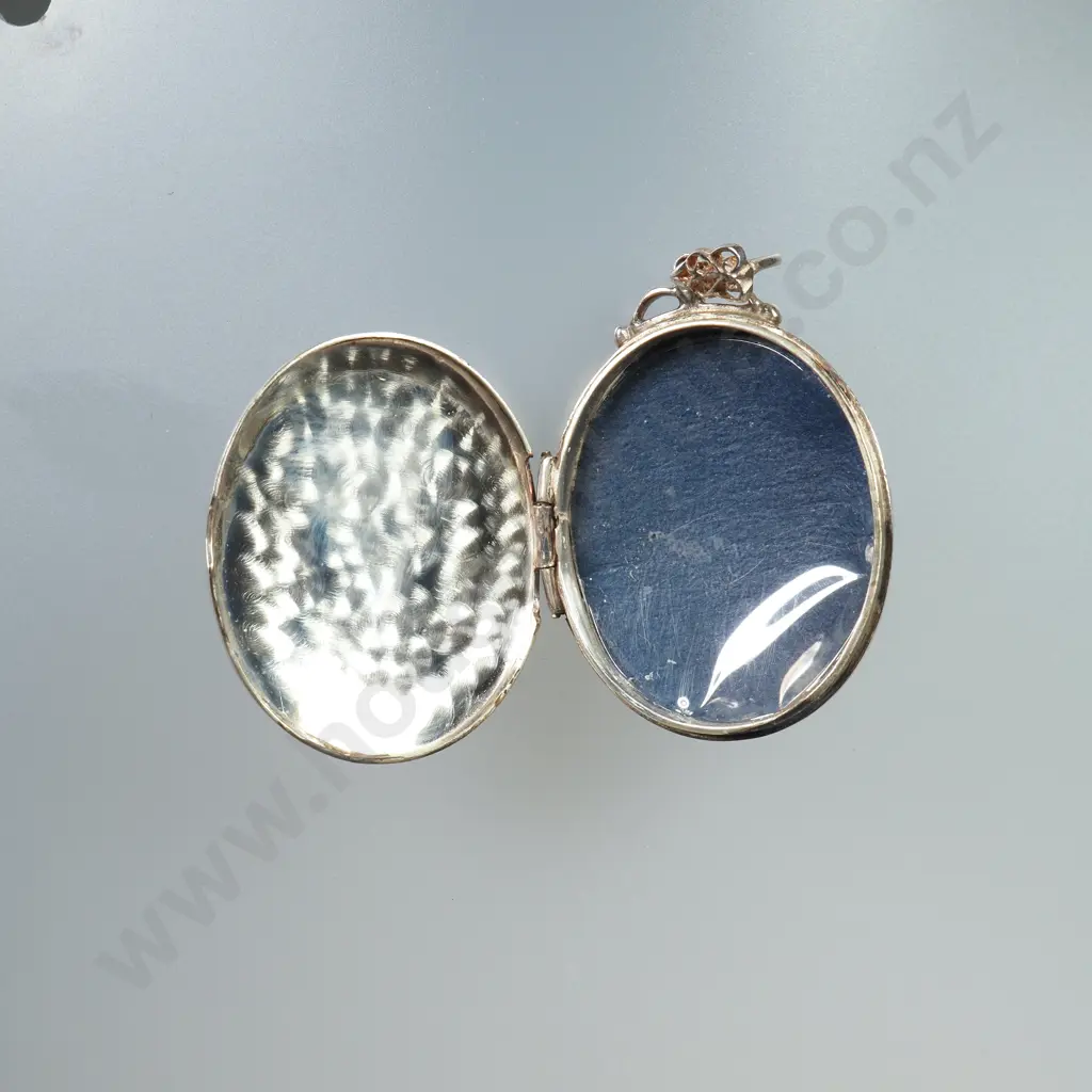 Sterling Silver Locket Image 1++