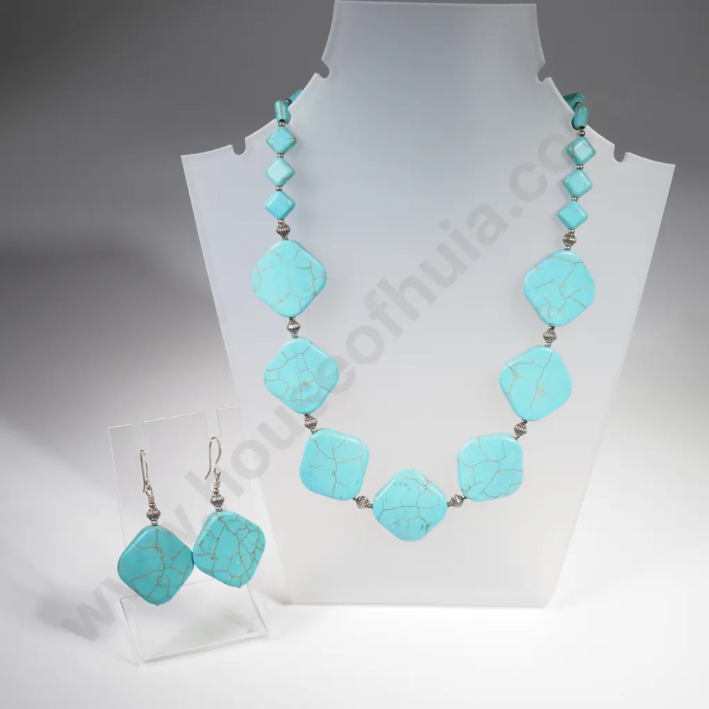 Turquoise Style Costume Necklace Image 1++