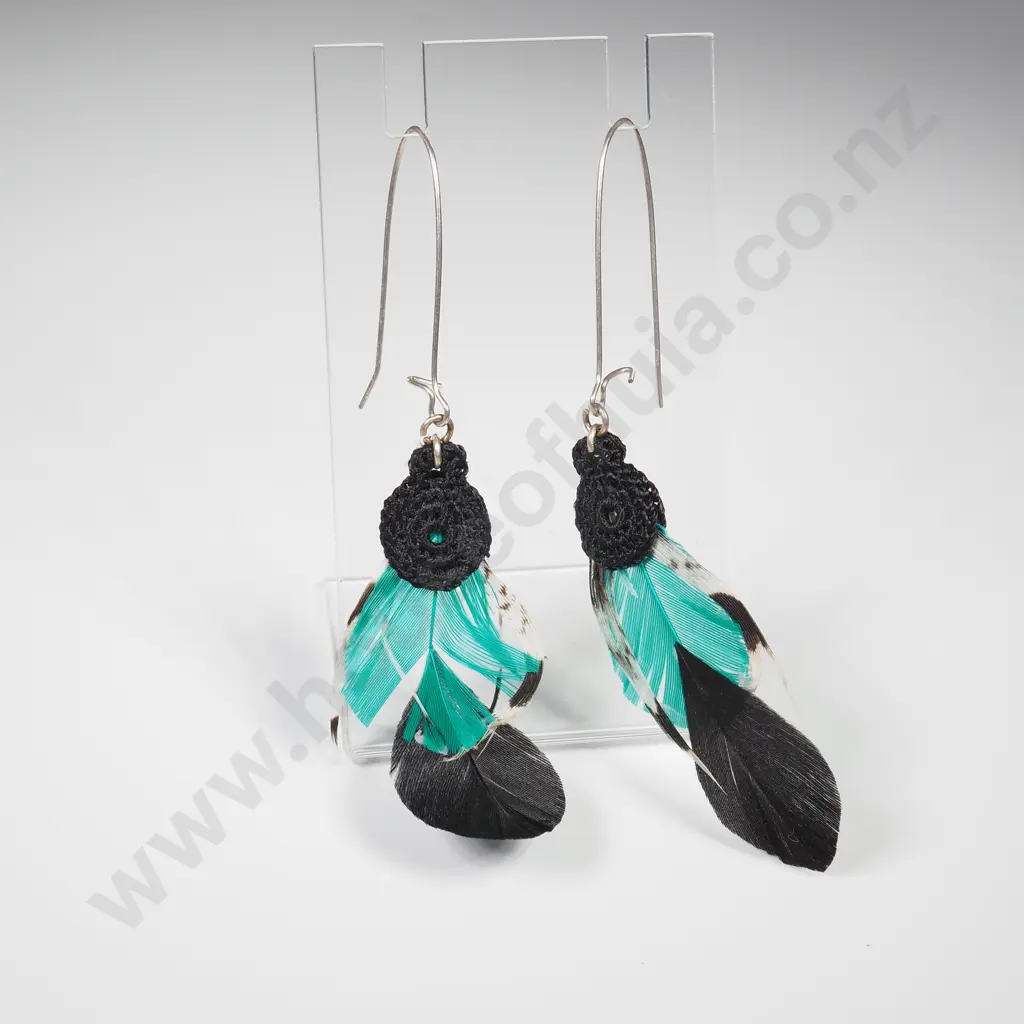 Art Designer Feather Earrings Image 1++