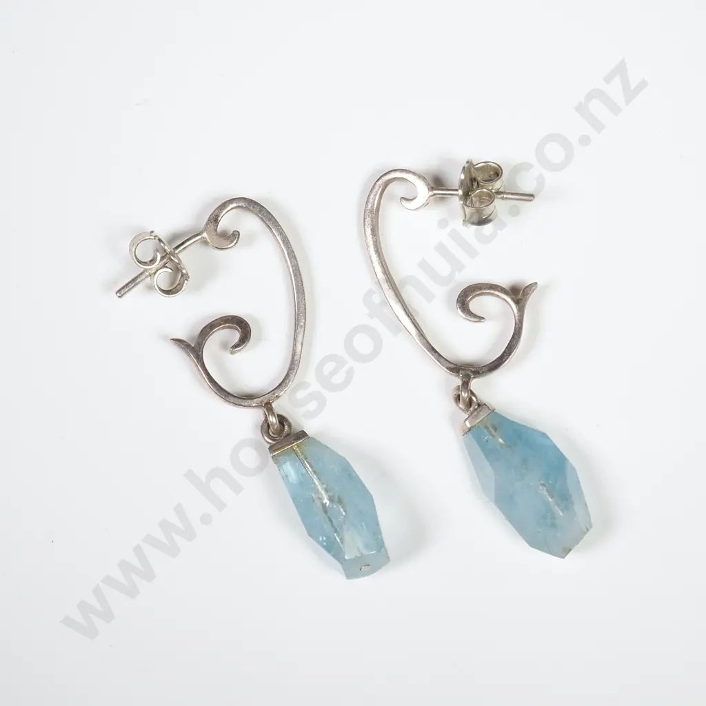 Pair of Sterling Silver & Blue Stone Drop Earrings Image 1++