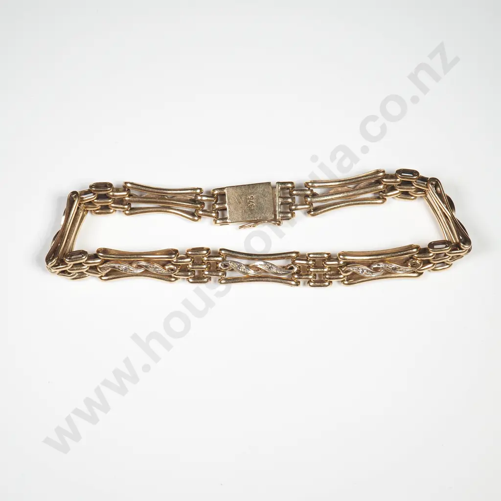 9ct Gold And Diamond Gate Link Bracelet Image 1++