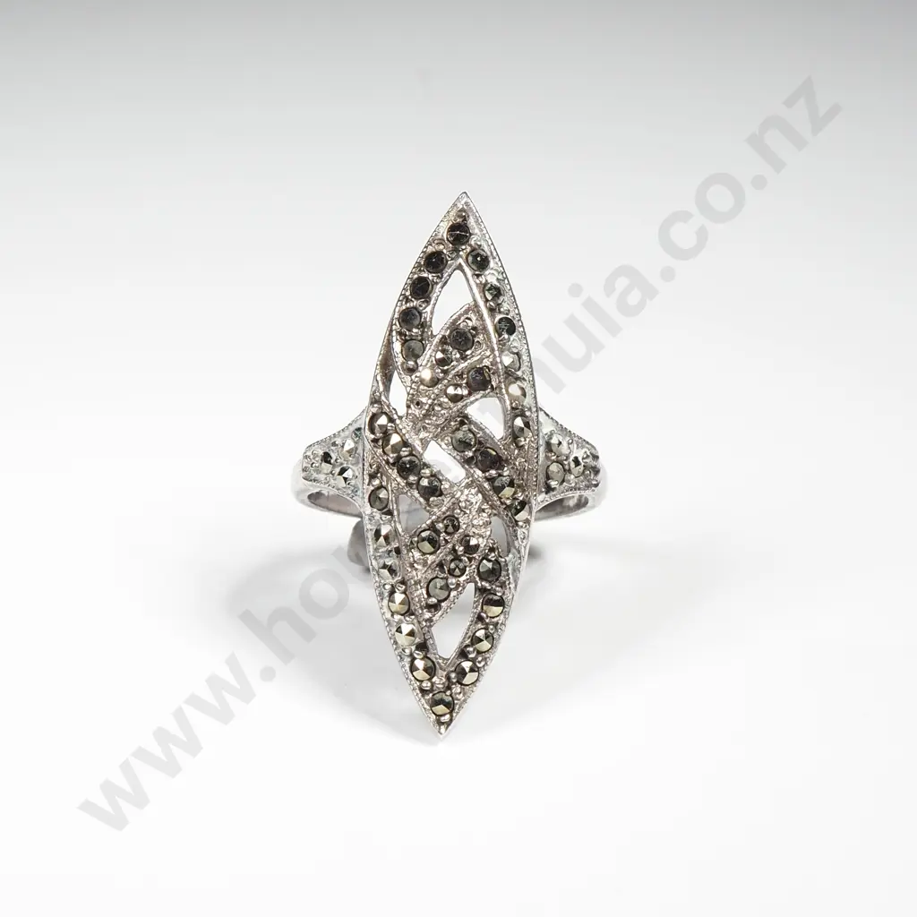 Sterling Silver & Marcasite Ring Image 1++