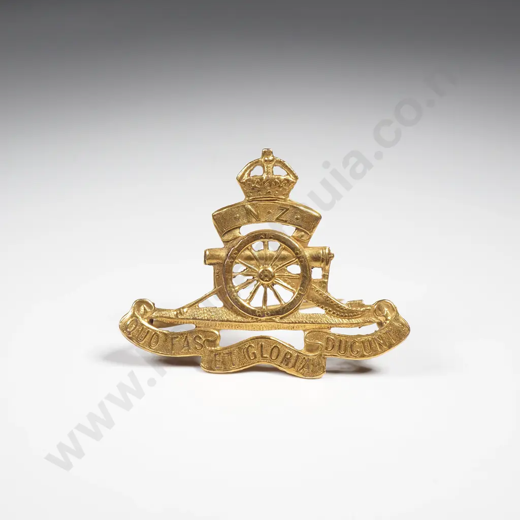 WW1 9ct Gold NZ Sweetheart Brooch Image 1++