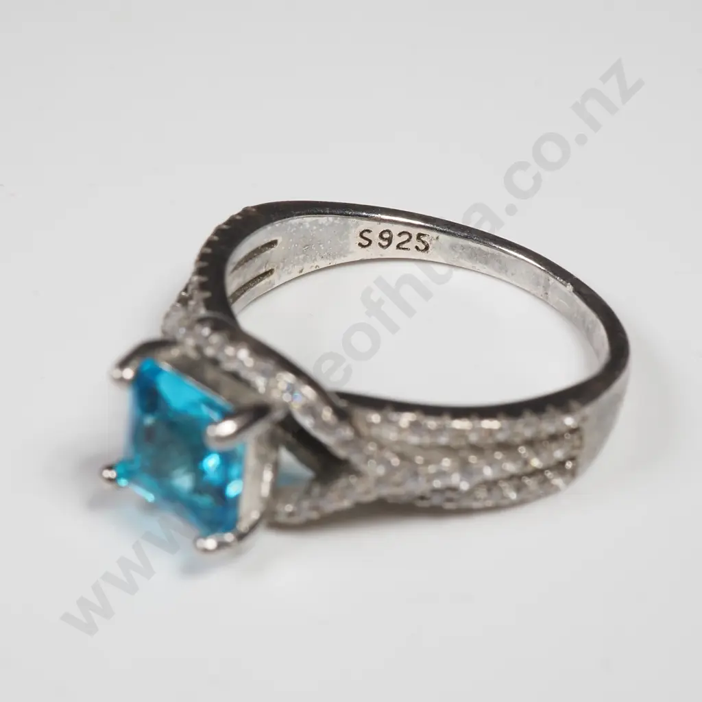 Sterling Silver Blue Stone Ring Image 1++