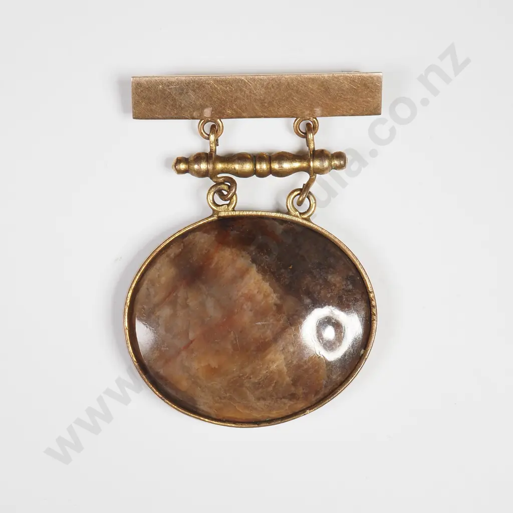 Antique 9ct Gold Agate Brooch Image 1++