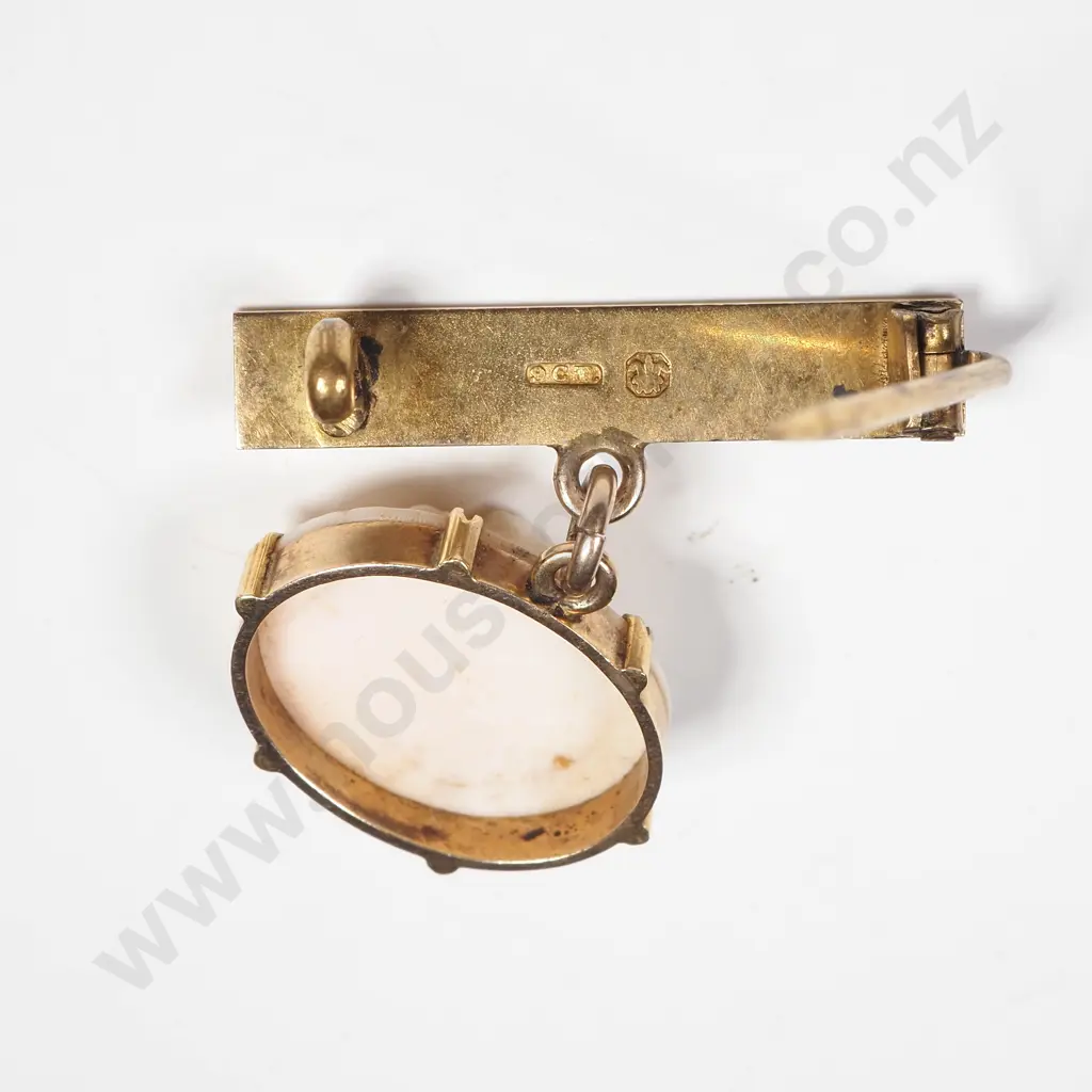 Vintage 9ct Gold Cameo Brooch Image 1++