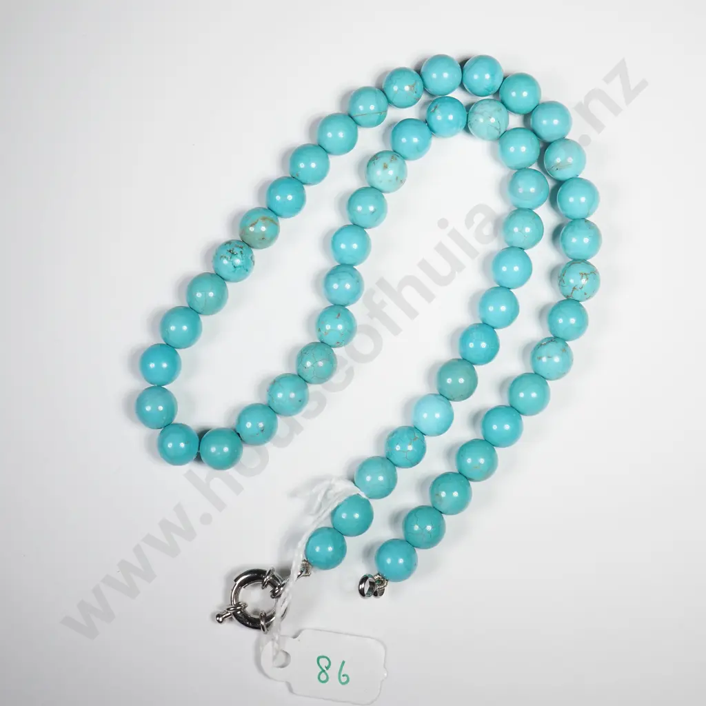 Turquoise Beaded Necklace Image 1++