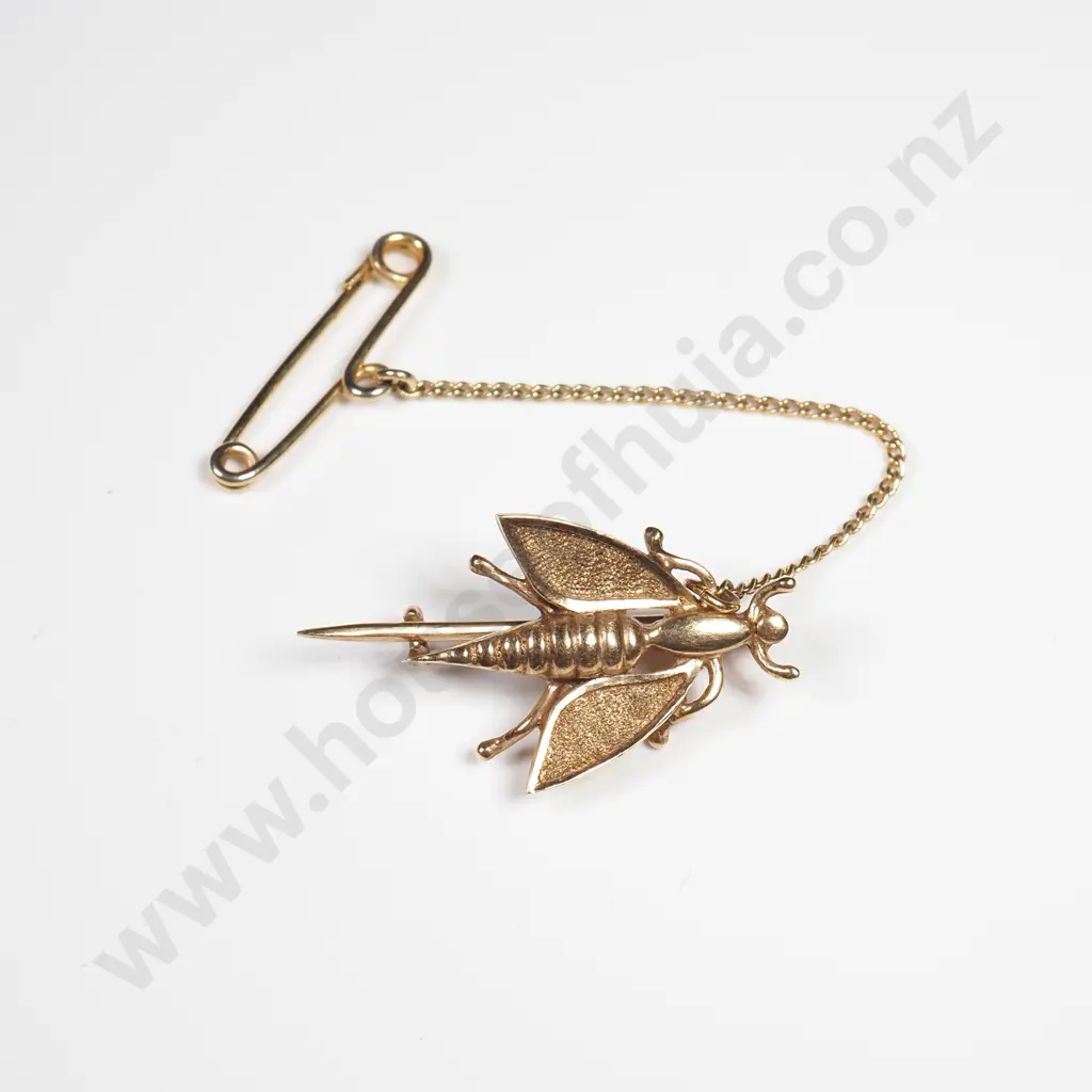 Darling Vintage 9ct Gold Insect Brooch Image 1++